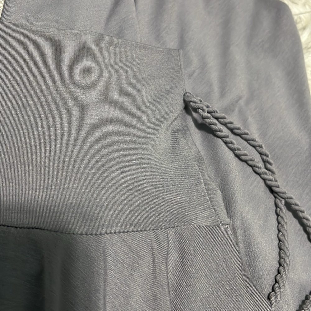 Y2K RARE Forever 21 Uneven Hem High Waisted MIDI A-line Skirt Gray XSmall - Picture 11 of 16